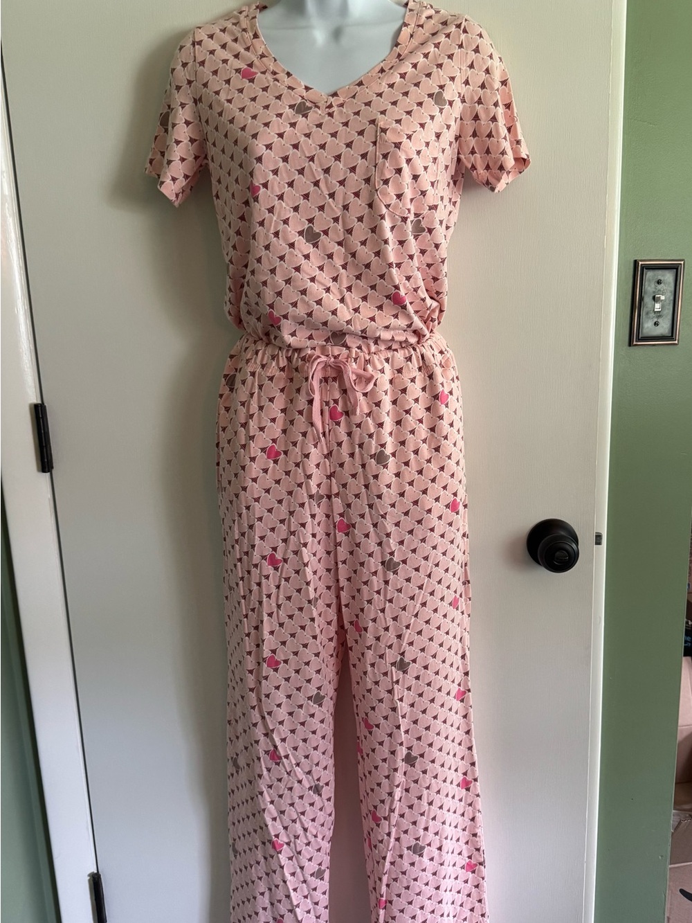 Vera Bradley Pink Heart Pattern Pajama set